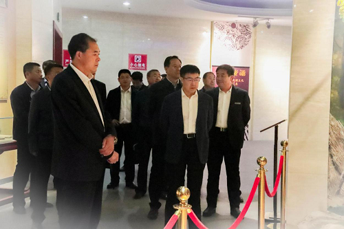 中共平泉市委书记王贺民，市委副书记、 代市长何会岭莅临九游会·J9-官方网老酒集团考察调研